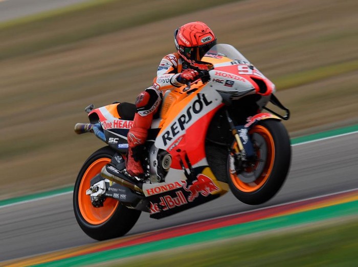 Marc Marquez (93) of Spain and Repsol Honda Team during the race of Gran Premio Animoca Brands de Aragon at Motorland Aragon Circuit on September 18, 2022 in Alcaniz, Spain. (Photo by Jose Breton/Pics Action/NurPhoto via Getty Images)