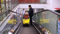 Kendaraan ini dikhususkan untuk orang-orang prioritas.