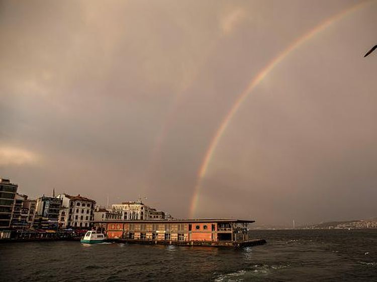 Pelangi di Langit Turki yang Nggak Boleh Terlewat