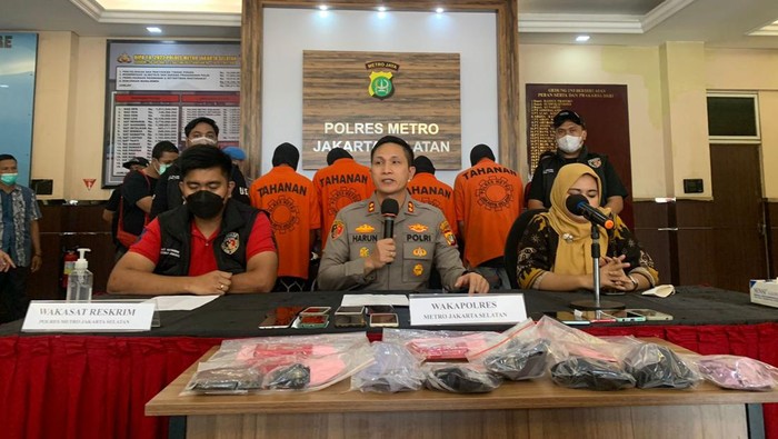 Polisi membongkar praktik prostitusi ABG di hotel di Pasar Minggu, Jaksel
