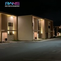 Beberapa waktu lalu Raffi Ahmad tampak memboyong keluarga dan beberapa timnya ke Amerika. Selama di sana ia dan keluarganya tampak mengunjungi berbagai tempat wisata. Raffi dan keluarganya pun berkesempatan berkunjung ke Orlando. Selama di sana, Raffi dan Nagita tinggal di sebuah rumah yang cukup nyaman dan luas. Foto: YouTube/Rans Entertainment