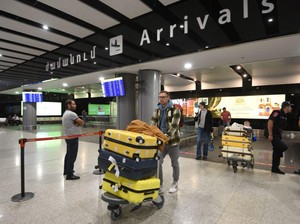 Rusia Terapkan Wamil, Warganya Borong Tiket Pesawat