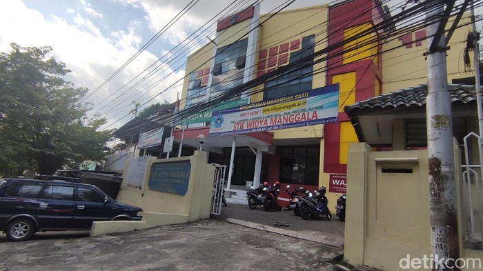 STIE Widya Manggala Semarang, Jumat (23/9/2022).