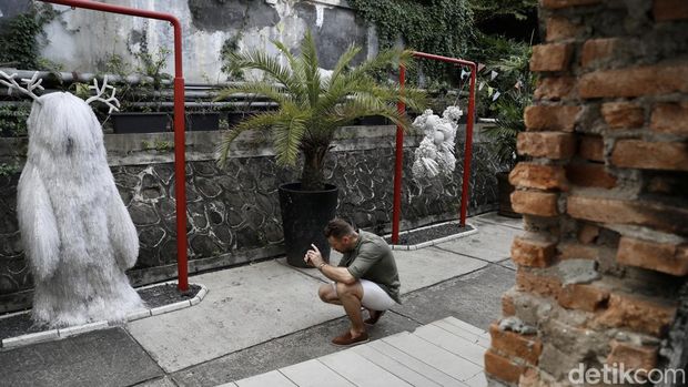 Suasana berwisata di Mbloc Space