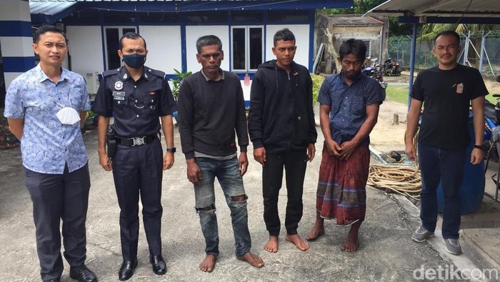 Tiga nelayan Aceh diselamatkan polisi Malaysia dari laut.