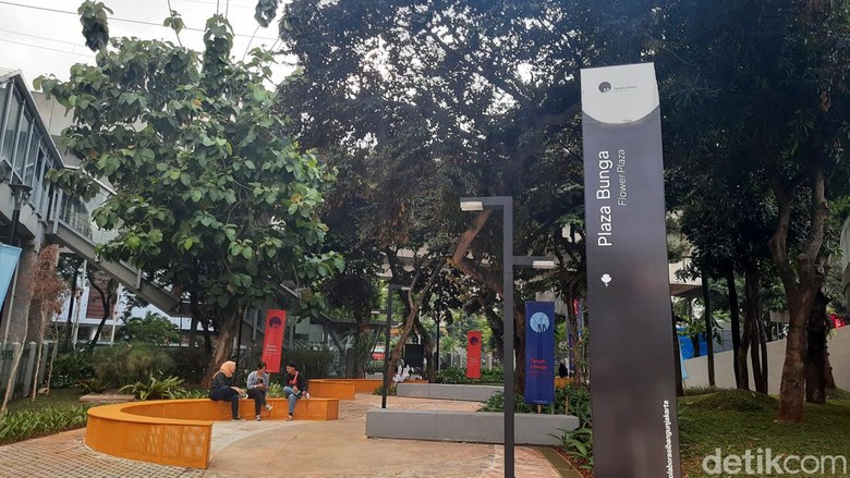 Wajah Baru Taman Literasi Martha Christina Tiahahu Wajah Baru Taman Literasi Martha Christina Tiahahu