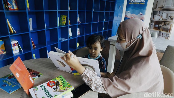 Wajah Baru Taman Literasi Martha Christina Tiahahu