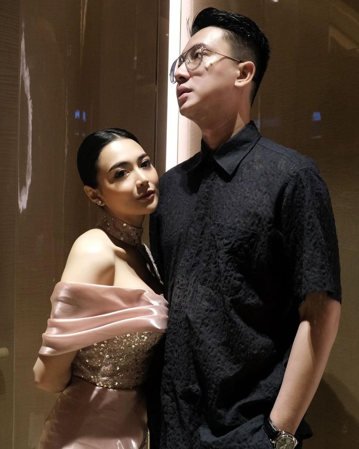 Wika Salim dan Max Adam Wika Salim dan Max Adam