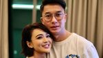 Love Is in the Air! Potret Mesra Wika Salim dan Max Adam