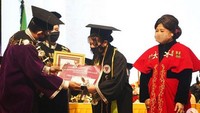 Prilly dijadwalkan akan menjadi dosen tamu di UGM. Ia akan berbagi ilmu dengan mahasiswa dari Fakultas Ilmu Sosial dan Politik (Fisipol) UGM. Foto: instagram @prillylatuconsina96