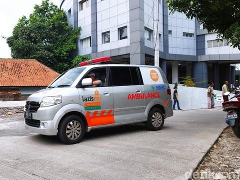 5 jenazah korban kecelakaan di Tol Bawen-Ungaran diberangkatkan ke Pasuruan dari RSUD Ungaran, Sabtu (24/9/2022) sore.