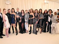 Putri Steve Jobs Makin Cantik dan Glamor, Ini Gaya Terbarunya