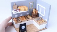Seniman bernama Minne gemar membuat miniatur. Salah satu kreasinya yaitu membuat toko roti mini dengan detail yang sangat jelas. Foto: instagram @mimimish96