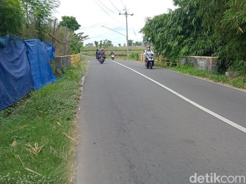 Jembatan Bantengan di jalan Klaten - Karanganom, Klaten, September 2022.
