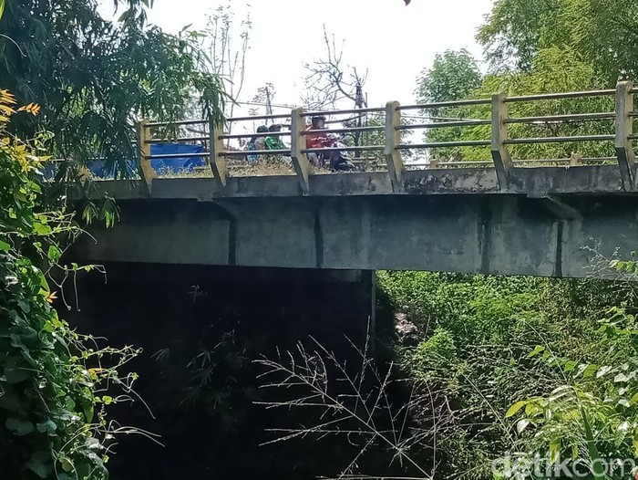 Jembatan Bantengan di jalan Klaten - Karanganom, Klaten, September 2022.