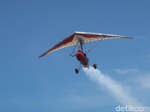 Hari Ini Puncak Acara Jogja Air Show 2022 di Pantai Depok Bantul