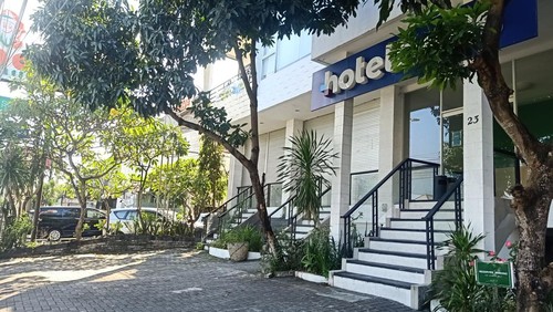 Kantor PT Mag Diamonddi Jalan Merta Nadi, Badung, Bali, tampak tutup pada Sabtu (24/9/2022). PT tersebut diduga menipu 350 calon PMI asal Bali sejak 2019.