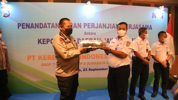 Kerja sama KAI dengan Polda Jatim