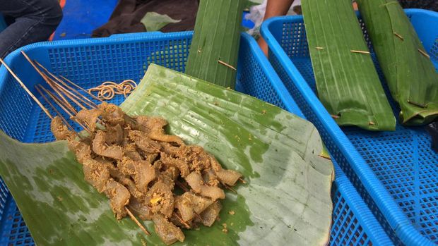 Makanan khas Ciamis, Colok Gembrung.