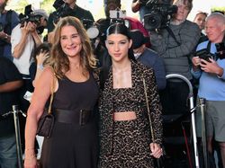 Janda Bill Gates dan Putrinya Tampil Menawan di Acara Michael Kors