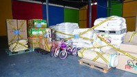 Zulhas mengatakan, pemusnahan ini merupakan barang-barang impor ilegal senilai Rp 11 miliar hasil pengawasan tata niaga impor setelah melalui kawasan pabean (post border).