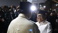 Pakai Pantun Bahasa Jawa, Prabowo Ucap Selamat Ulang Tahun Ke Cak Imin