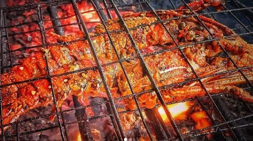 Ikan Bakar Gurih Garing Ada di 5 Tempat Ini, Cocok Buat Makan Bareng Keluarga