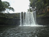 Daya Tarik Riam Merasap Niagara Mini dari Bengkayang