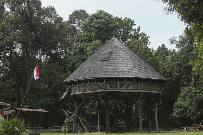 Rumah Adat Bung Kupuak