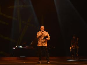 Tentang Puisi WS Rendra yang Dibacakan Anies
