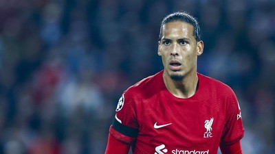 7 Bek Paling Tangguh FIFA 23