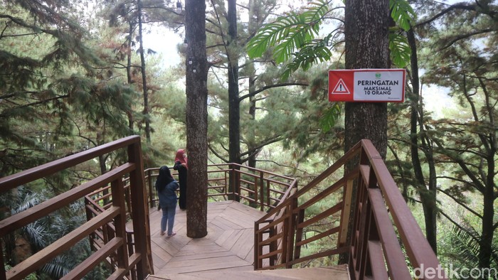 Wahana wisata Pijar Park, Desa Kajar, Kecamatan Dawe, Kabupaten Kudus, Sabtu (24/9/2022).