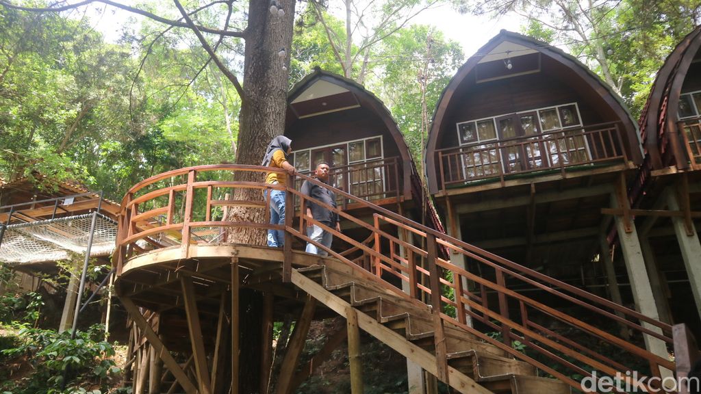 Wahana wisata Pijar Park, Desa Kajar, Kecamatan Dawe, Kabupaten Kudus, Sabtu (24/9/2022).