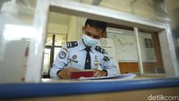 PLB memiliki kadaluarsa hingga 3 tahun. Jika dalam jangka waktu tersebut mereka pernah buat maka secara otomatis mereka kita minta untuk melampirkan PLB lamanya. Lampiran PLB digunakan untuk mengetahui apakah PLB masih berlaku atau tidak. Satu PLB masa berlaku 3 tahun. 