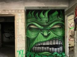 Wow! Grafiti Bangunan Terbengkalai yang Seram Tapi Mengagumkan