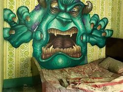 Wow! Grafiti Bangunan Terbengkalai yang Seram Tapi Mengagumkan