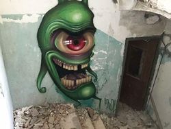 Wow! Grafiti Bangunan Terbengkalai yang Seram Tapi Mengagumkan