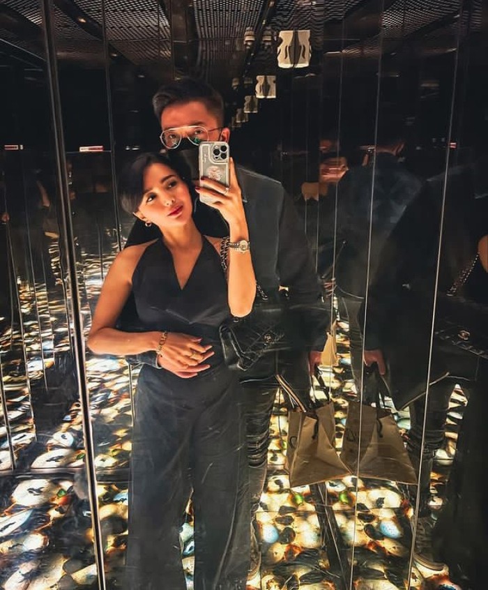 Wika Salim Potret Wika Salim Saat Dinner Romantis dan Makan di Dubai
