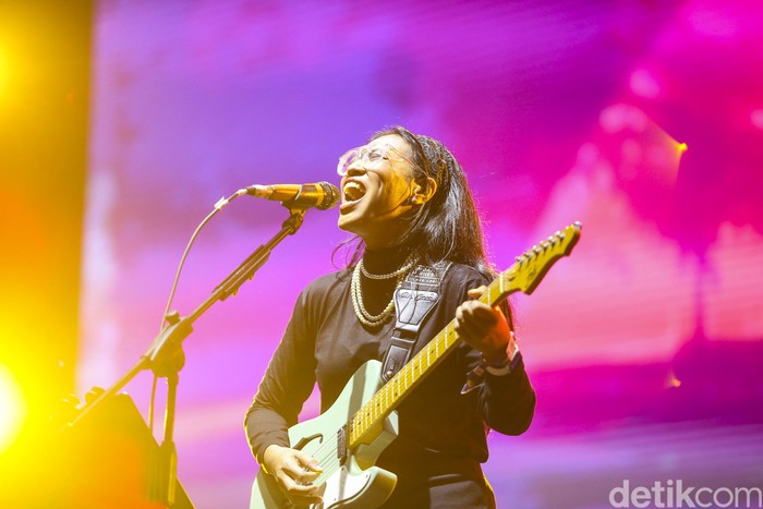 Aksi Gokil Vindes, Andre Taulany, Endah n Rhesa di Panggung Pestapora