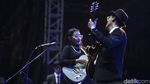 Endah N Rhesa Koes Plus-an Bareng Vincent Desta + Andre Taulany