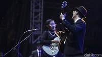 Endah N Rhesa tampil keren duet bareng Trio Kurnia. Foto: Rifkianto Nugroho