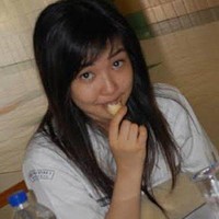 Tak mau ketinggalan Until Tomorrow Challenge, Gisella Anastasi mengunggah foto-foto jadulnya semasa SMA. Gisel, yang besar di Surabaya, terlihat jauh berbeda ketika duduk di bangku sekolah menengah. (Foto: Instagram)