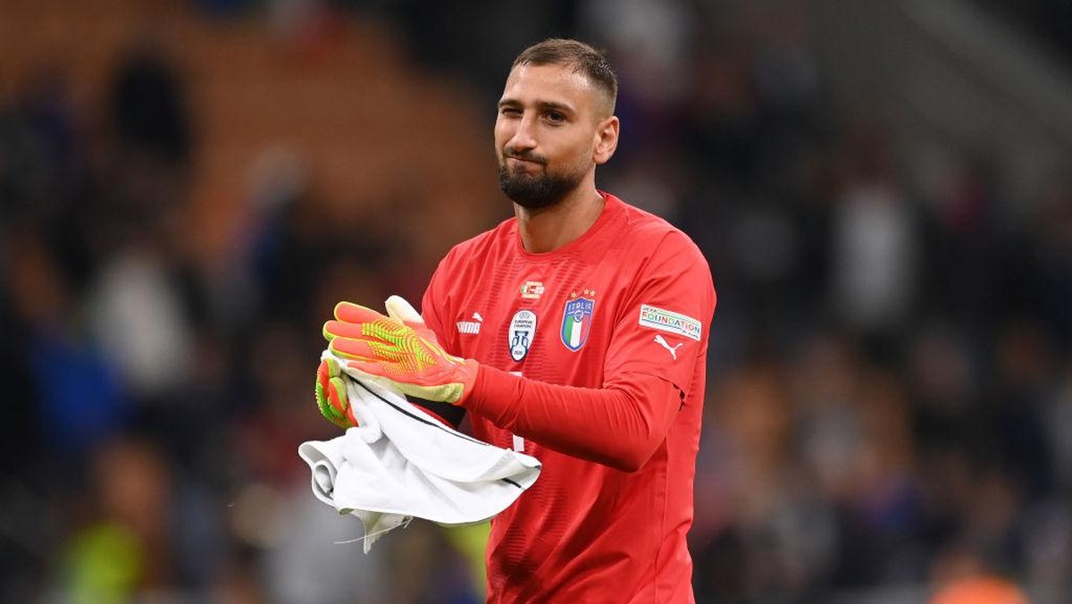 Gianluigi Donnarumma sudah disambut hangat publik San Siro (Getty Images/Michael Regan)