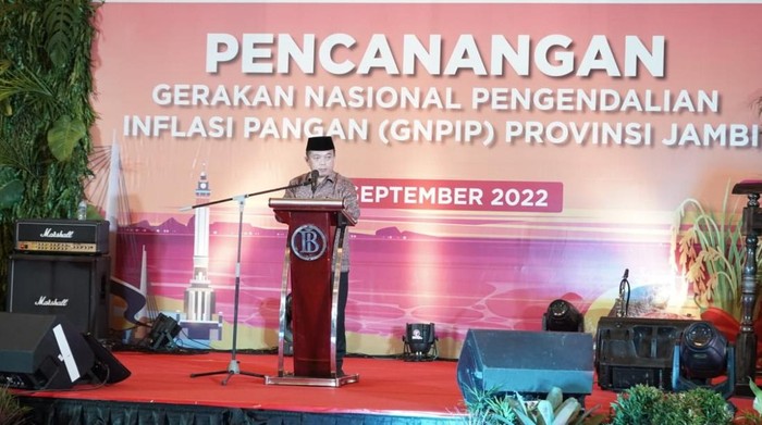 Gubernur Jambi saat membuka GNPIP untuk tekan angka Inflansi (ist)