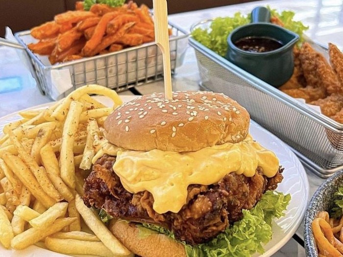 Kafe halal di Singapura