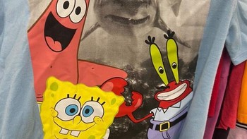 Tidak perlu kata-kata, gambarnya sudah bikin ngakak. Foto: shirtsthtgohard via Bored Panda