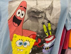 10 Kaus Super Kreatif, Tulisan dan Gambarnya Bikin Ngakak