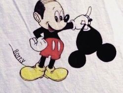 10 Kaus Super Kreatif, Tulisan dan Gambarnya Bikin Ngakak