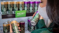 Produk ini dinamakan Starbucks Double Shot Coffee Drink Espresso yang terdiri dari dua varian rasa, yaitu espresso latte dengan tampilan berwarna coklat keemasan dan mocha dengan tampilan berwarna ungu.