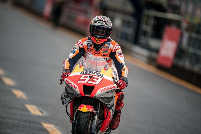 MOTEGI, JAPAN - SEPTEMBER 24: Marc Marquez of Spain and Repsol Honda Team enters parc ferme during the qualifying session of the MotoGP Motul Grand Prix of Japan at Twin Ring Motegi on September 24, 2022 in Motegi, Japan. (Photo by Steve Wobser/Getty Images)